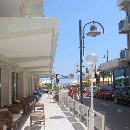 Hotel Bellavista-Olympic Rimini Exteriér fotografie